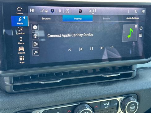 Used 2024 Jeep Wrangler Unlimited w/ Convenience Group image 14