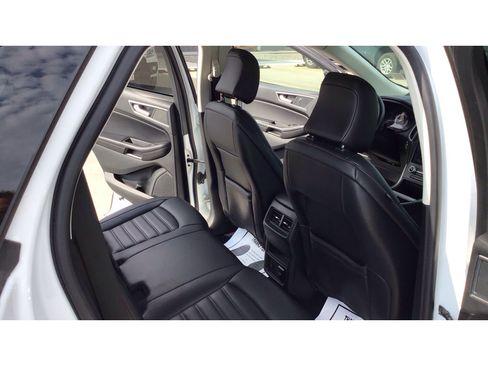 Used 2024 Ford Edge SEL w/ Convenience Package AWD/4WD image 15