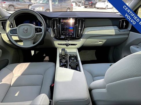 Certified 2025 Volvo XC60 T8 Plus w/ Protection Package Premier image 20