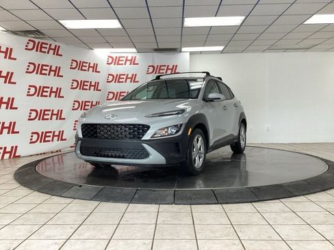 Used 2023 Hyundai Kona SEL image 3