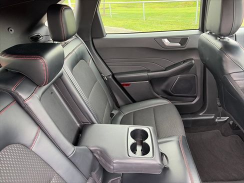 Used 2025 Ford Escape ST-Line FWD image 38