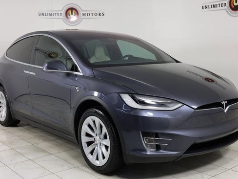 Used 2019 Tesla Model X Performance image 34
