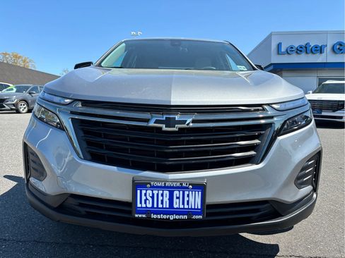 Certified 2024 Chevrolet Equinox LS w/ LS Convenience Package FWD image 5