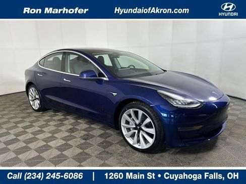 Used 2018 Tesla Model 3 Long Range image 1