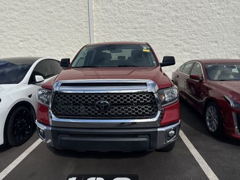 Used 2020 Toyota Tundra SR5 w/ SR5 Upgrade Package AWD/4WD image 2