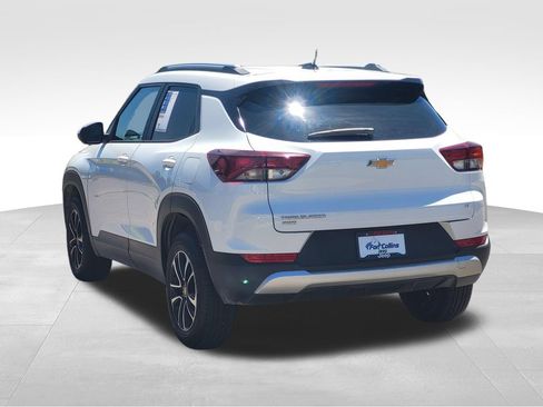 Used 2025 Chevrolet TrailBlazer LT AWD/4WD image 8