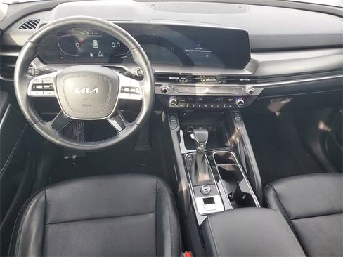 Certified 2023 Kia Telluride S image 12
