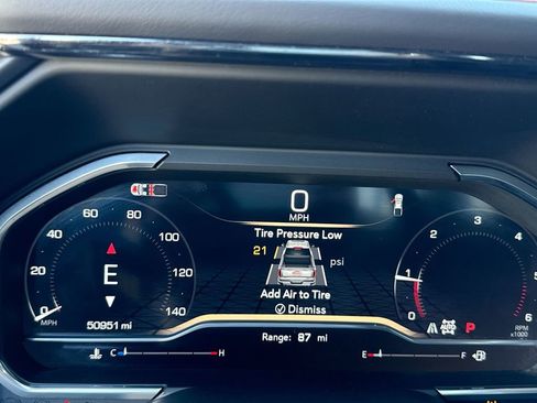 Used 2024 GMC Sierra 1500 AT4 w/ Technology Package image 21