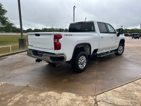 Used 2025 Chevrolet Silverado 2500 LT w/ Safety Package image 5