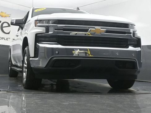 Used 2022 Chevrolet Silverado 1500 LT w/ Safety Package image 3