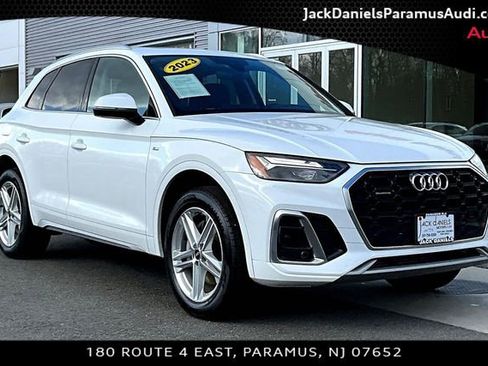 Used 2023 Audi Q5 e Premium Plus w/ Premium Plus Package image 9