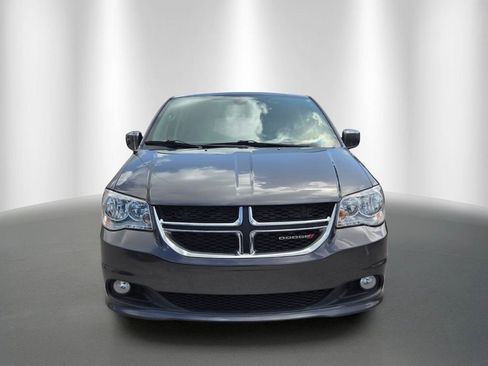 Used 2019 Dodge Grand Caravan SXT FWD image 8