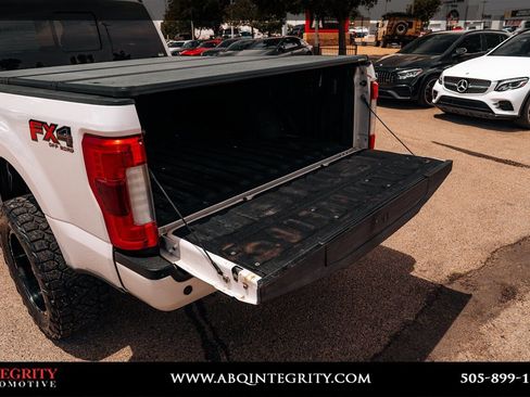 Used 2018 Ford F250 Platinum w/ Platinum Ultimate Package AWD/4WD image 64