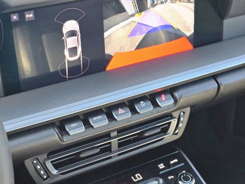 Used 2021 Porsche 911 Carrera image 22