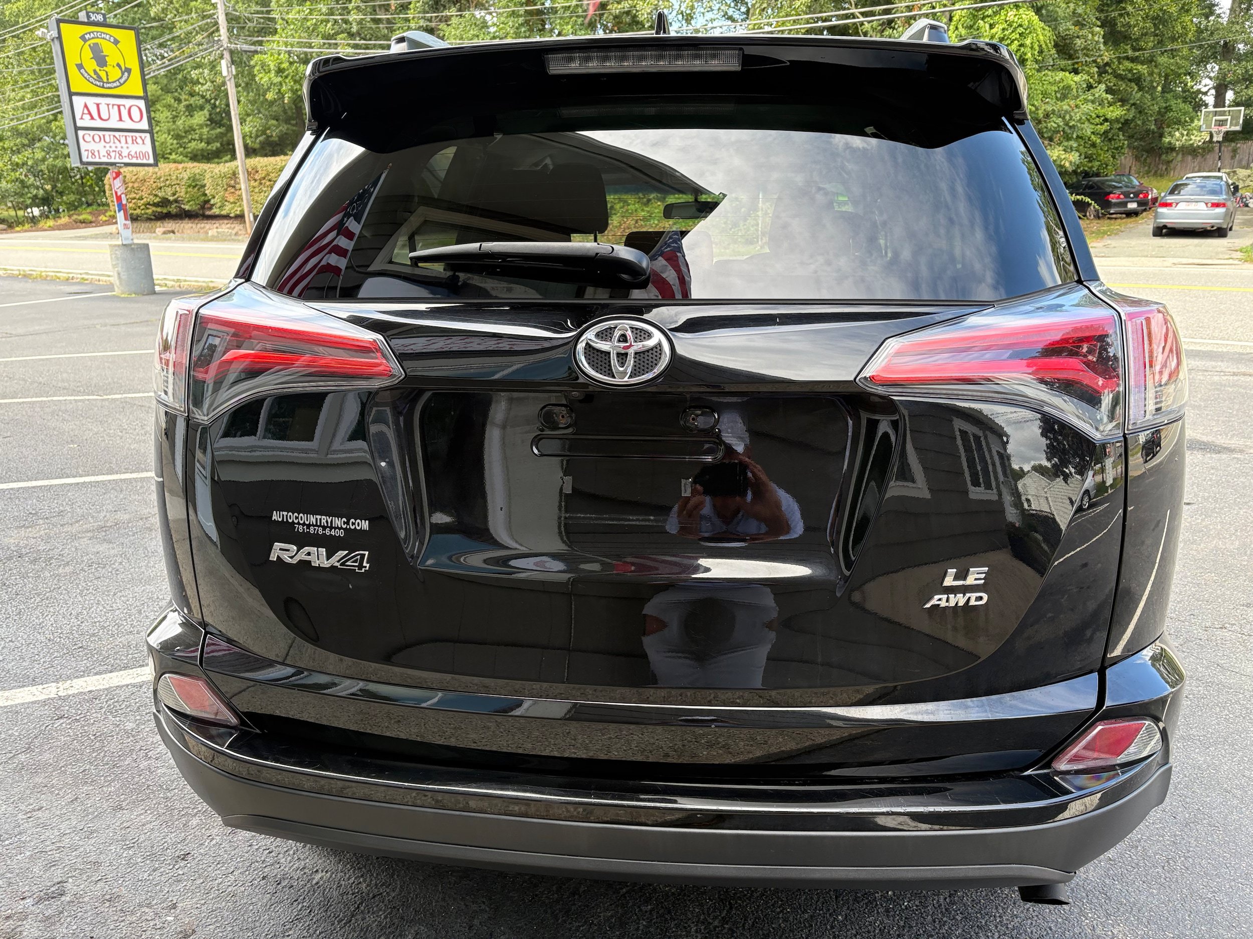 Used 2016 Toyota RAV4 LE AWD/4WD image 6