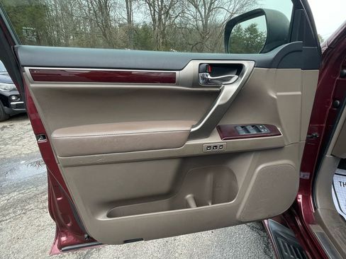 Used 2017 Lexus GX 460 Premium image 15