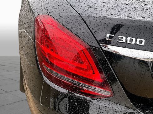 Used 2021 Mercedes-Benz C 300 Sedan image 25