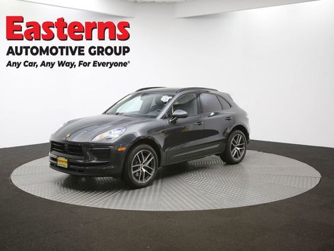 Used 2023 Porsche Macan T image 58