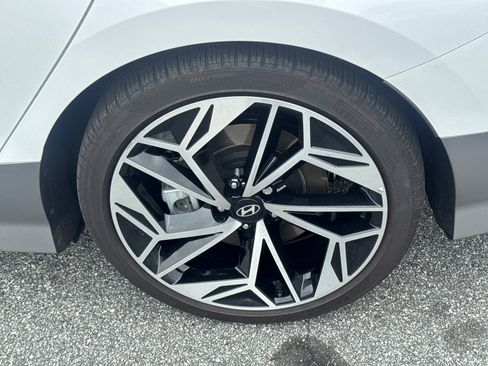 Certified 2023 Hyundai Ioniq 6 SEL w/ Cargo Package image 19