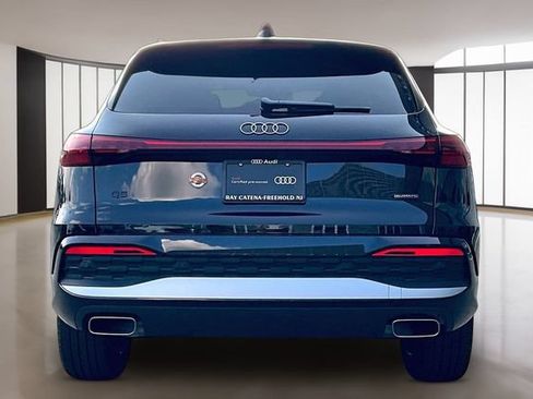 Used 2025 Audi Q5 Premium w/ Convenience Package AWD/4WD image 6