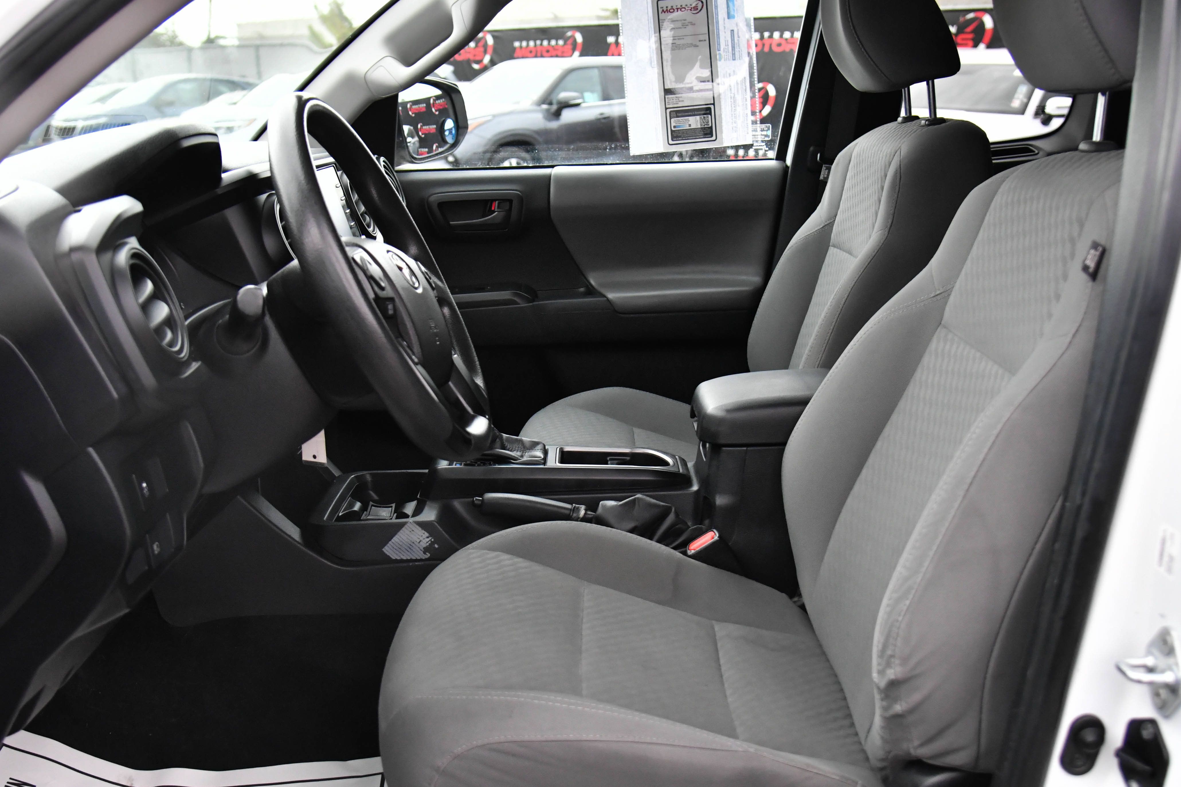 Used 2021 Toyota Tacoma SR RWD image 16