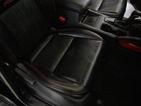 Used 2023 Nissan Frontier PRO-4X image 18