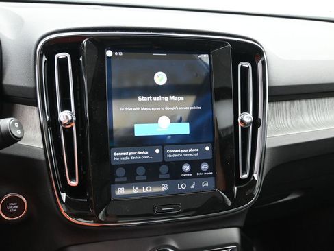 New 2026 Volvo XC40 B5 Plus w/ Protection Package Premier image 12