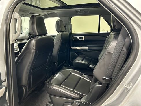 Certified 2024 Ford Explorer XLT w/ Equipment Group 202A AWD/4WD image 24