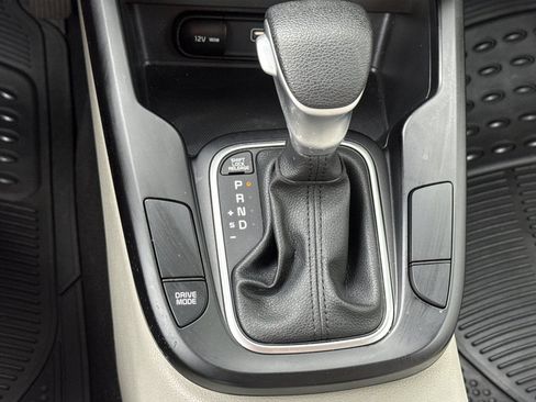 Used 2023 Kia Soul LX FWD image 27