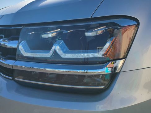 Used 2018 Volkswagen Atlas SE image 10