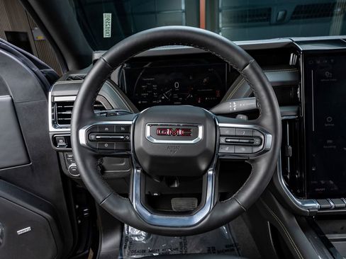 Used 2026 GMC Yukon Elevation AWD/4WD image 18
