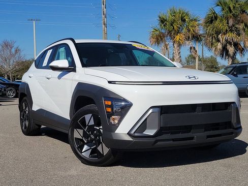 Used 2024 Hyundai Kona SEL w/ Convenience Package image 1