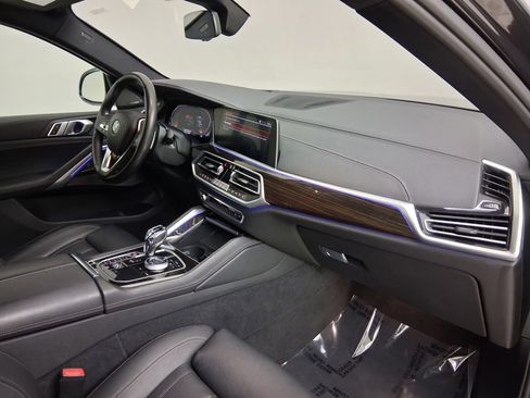 Used 2021 BMW X6 sDrive40i w/ Executive Package RWD image 35
