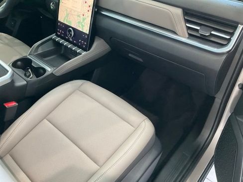 Used 2026 GMC Terrain Elevation w/ Elevation Premium Package FWD image 23