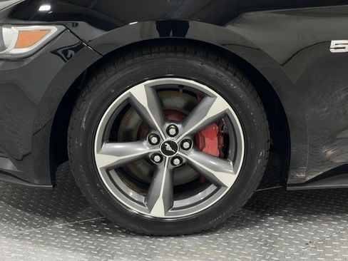 Used 2015 Ford Mustang GT image 34