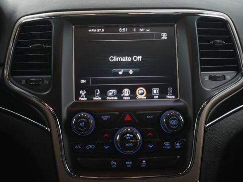 Used 2015 Jeep Grand Cherokee Limited w/ Trailer Tow Group IV AWD/4WD image 17
