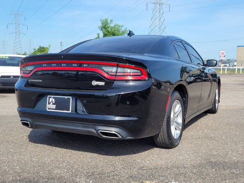 Used 2023 Dodge Charger SXT RWD image 16
