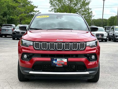 Used 2025 Jeep Compass Limited AWD/4WD image 10