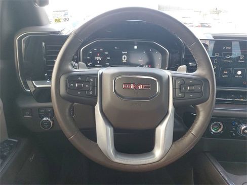 Certified 2023 GMC Sierra 1500 SLT image 11