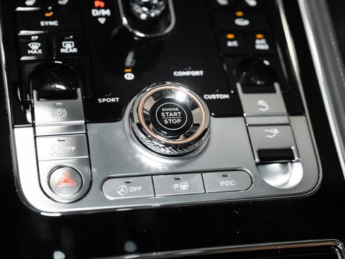 Certified 2024 Bentley Continental GT V8 AWD/4WD image 39