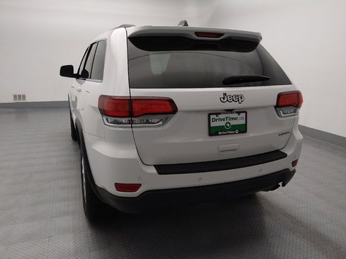 Used 2021 Jeep Grand Cherokee Laredo RWD image 6