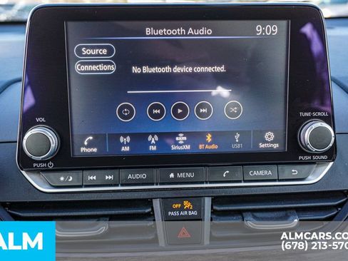 Used 2025 Nissan Altima 2.5 SV image 35