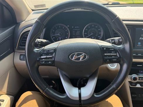 Used 2020 Hyundai Elantra Value Edition FWD image 33