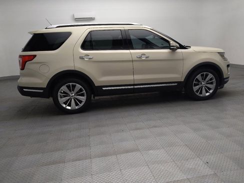 Used 2018 Ford Explorer Limited FWD image 10