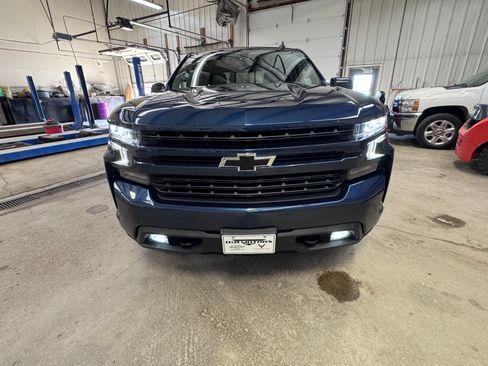 Used 2020 Chevrolet Silverado 1500 RST AWD/4WD image 9