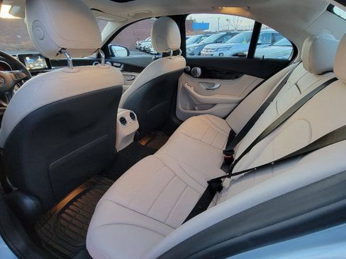 Used 2015 Mercedes-Benz C 300 4MATIC Sedan image 28
