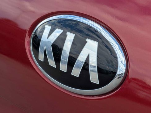 Used 2016 Kia Sorento EX AWD/4WD image 13