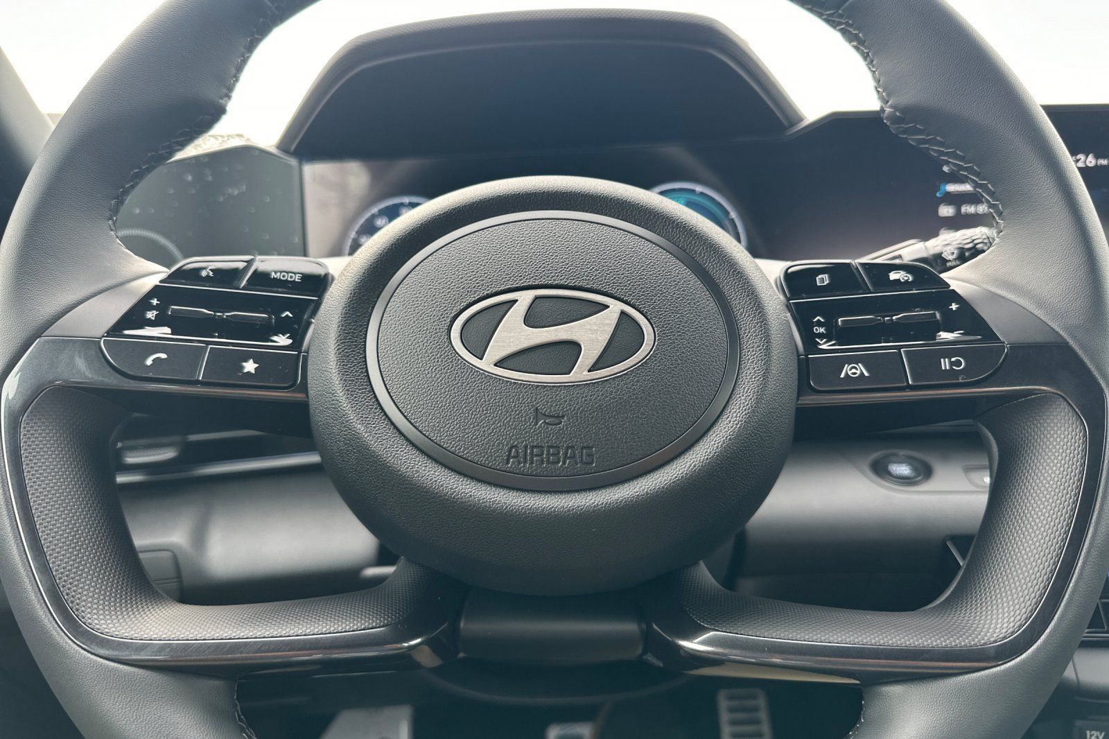 New 2026 Hyundai Elantra SEL FWD image 23