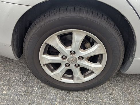 Used 2011 Toyota Camry LE w/ LE Extra-Value Pkg image 8