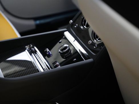 Certified 2025 Rolls-Royce Spectre Black Badge image 25